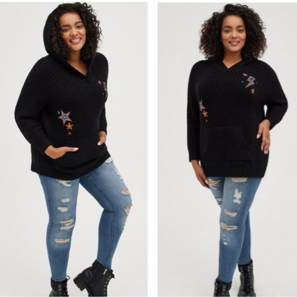 New Torrid black hooded pullover sweater with pocket